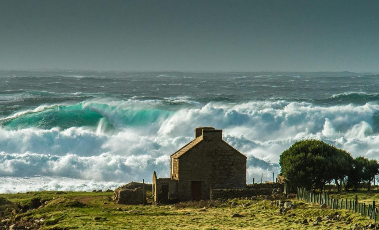 Ostan Oilean Thorai Tory Island Hotel West Town  Buitenkant foto